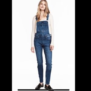 H&M skinny leg denim bib overalls